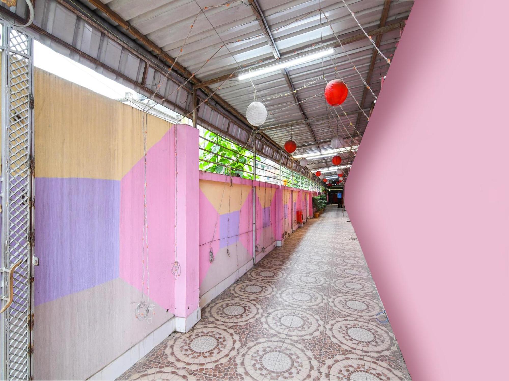 Oyo Flagship Hotel Red Velvet Hugli-Chinsurah Exterior foto