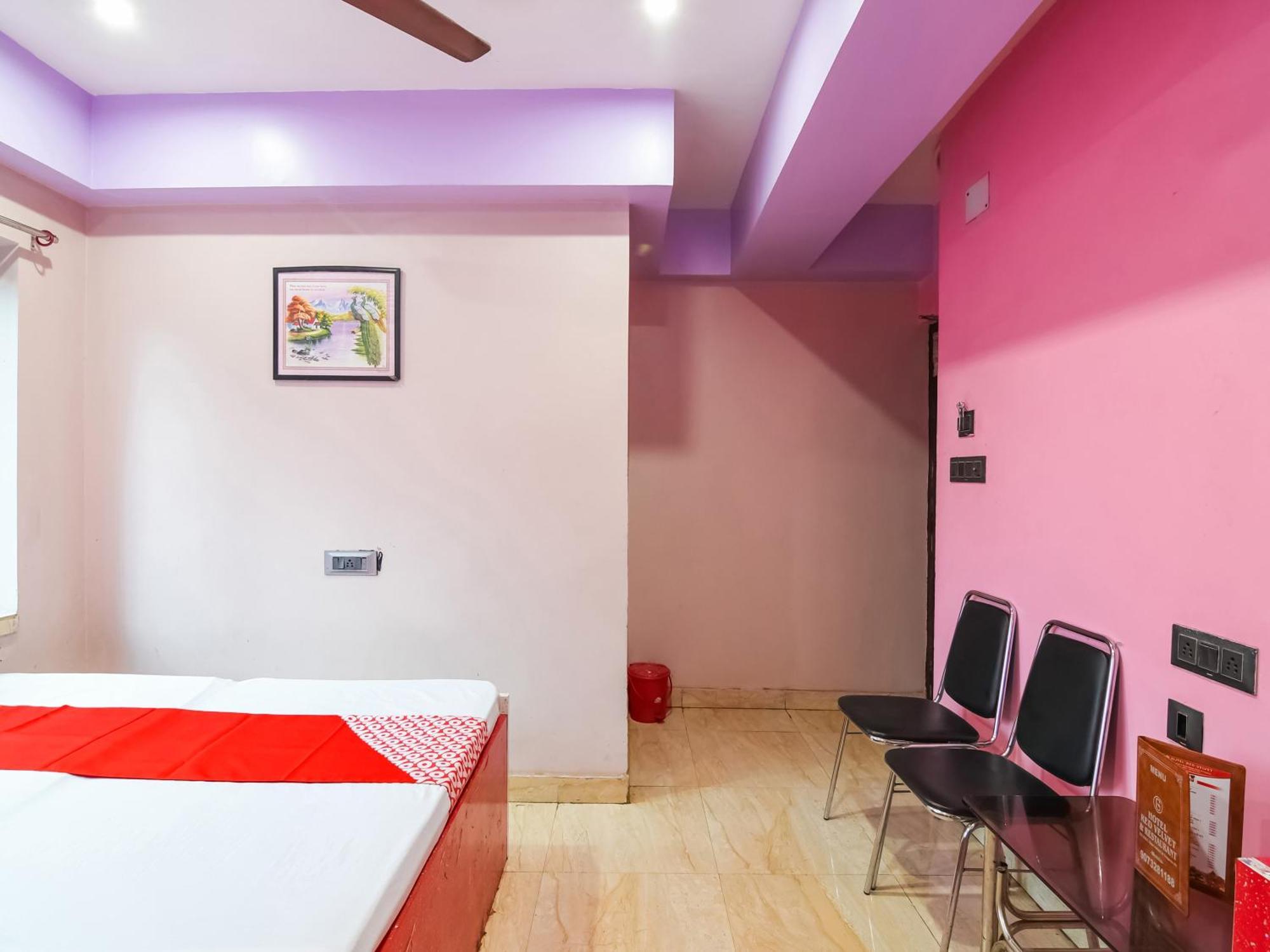Oyo Flagship Hotel Red Velvet Hugli-Chinsurah Exterior foto